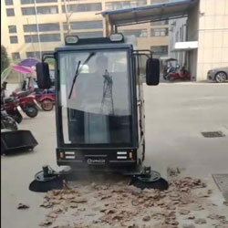 廣東韶關(guān)祺瑞環(huán)保選擇揚子掃地機S12